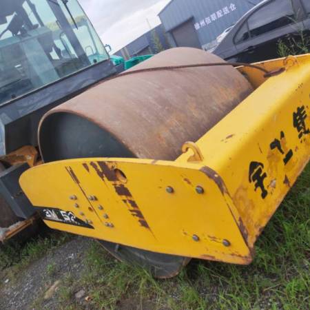 徐工3Y252J静碾压路机铁三轮