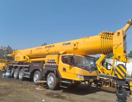 徐工QY95K7C汽车起重机