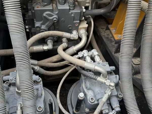 徐工XE650GK履帶式挖掘機(jī)