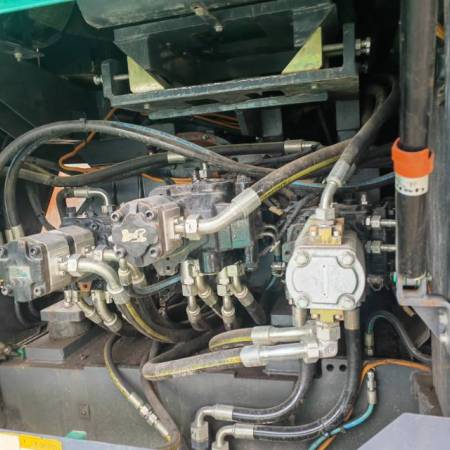 徐工RP803摊铺机