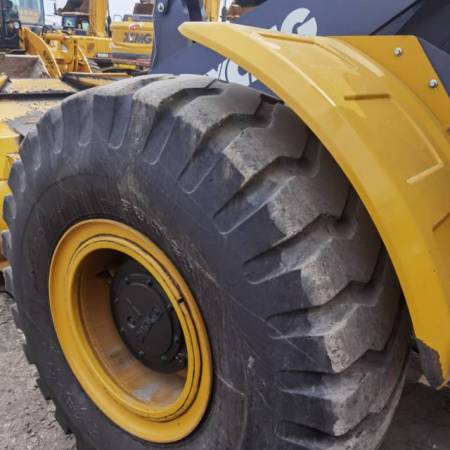 徐工LW500HV轮式装载机