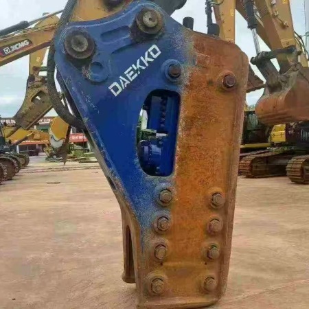 徐工XE650GK履带式挖掘机