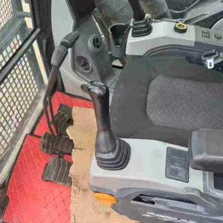 徐工XE650GK履带式挖掘机