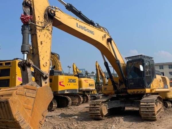 柳工CLG939E履帶式挖掘機