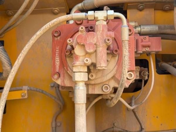 柳工CLG939E履帶式挖掘機