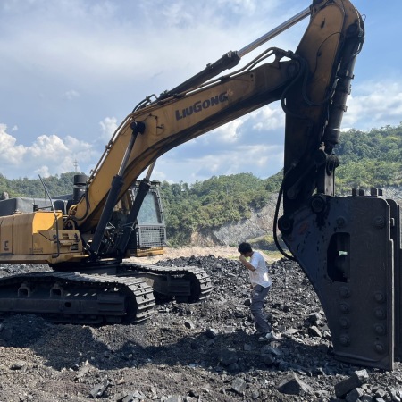 柳工CLG952E履带式挖掘机