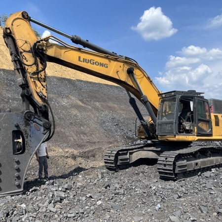 柳工CLG952E履带式挖掘机