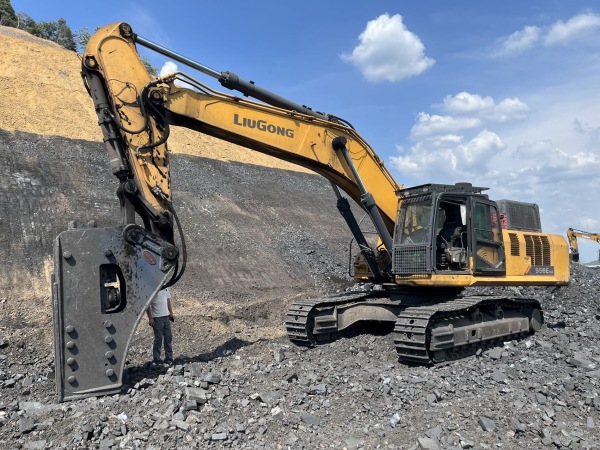 柳工CLG952E履帶式挖掘機