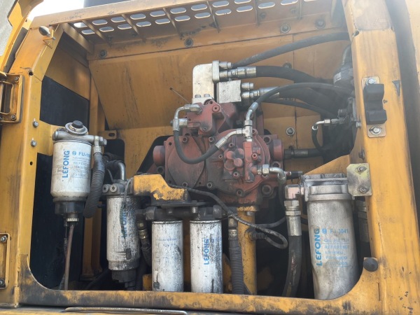 柳工CLG952E履帶式挖掘機