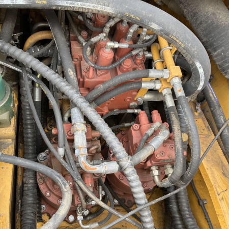 柳工CLG952E履带式挖掘机