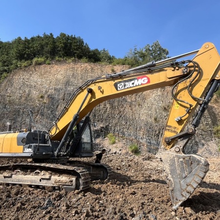 徐工XE380DK履带式挖掘机