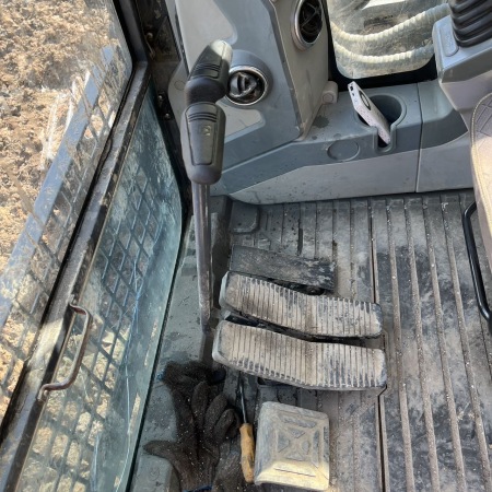 徐工XE380DK履带式挖掘机