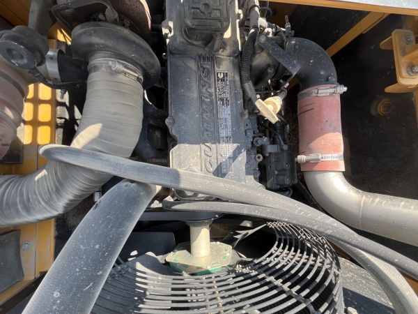 徐工XE380DK履帶式挖掘機(jī)