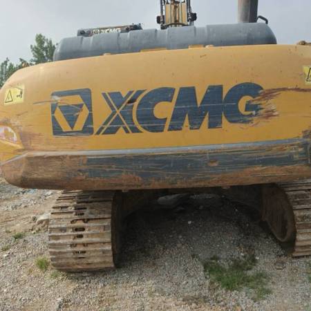 徐工XE215DA履带式挖掘机