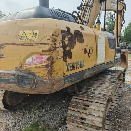 徐工XE215DA履带式挖掘机