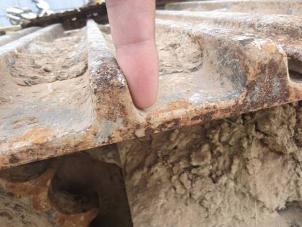 徐工XE215DA履帶式挖掘機(jī)