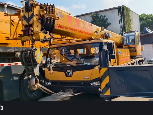 徐工QY25K5-I汽車起重機(jī)