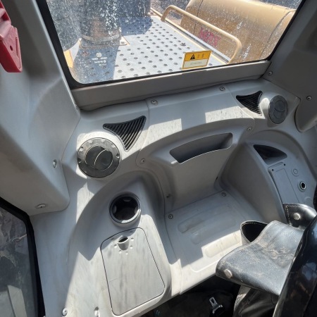 徐工XE490DK履带式挖掘机