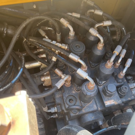 徐工XE490DK履带式挖掘机