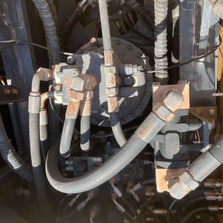 徐工XE490DK履带式挖掘机