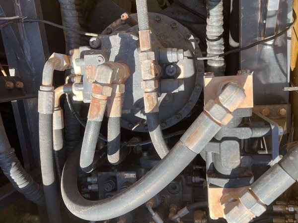 徐工XE490DK履帶式挖掘機