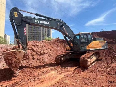 現(xiàn)代R375LC-7履帶式挖掘機(jī)