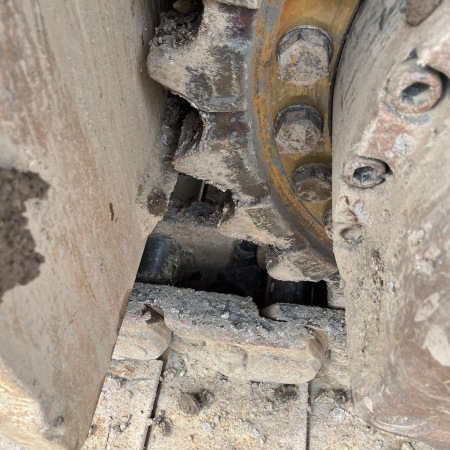 三一重工SY950H履带式挖掘机