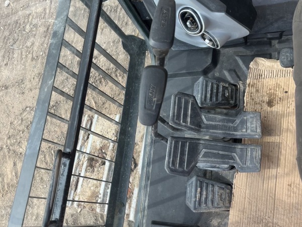 三一重工SY950H履帶式挖掘機(jī)