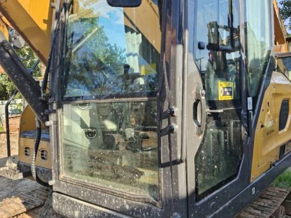 徐工XE75G履帶式挖掘機