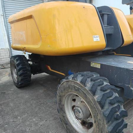 徐工GTBZ26S直臂式高空作业车