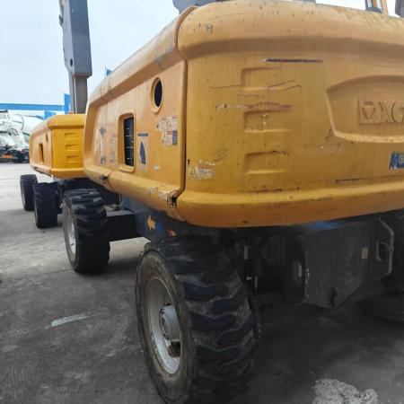 徐工GTBZ26S直臂式高空作业车