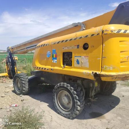 徐工GTBZ22S直臂式高空作业平台