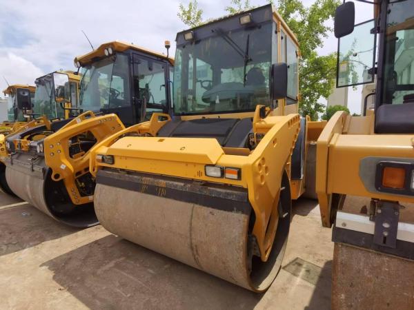 徐工XS133單鋼輪壓路機(jī)