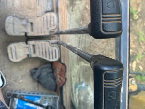 徐工XE60DA履帶式挖掘機(jī)