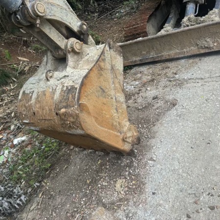 徐工XE60DA履带式挖掘机