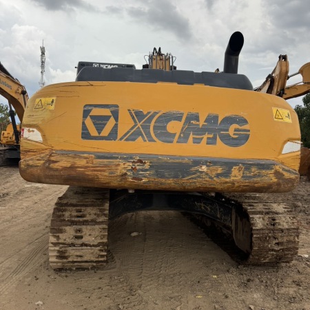 徐工XE200DA履带式挖掘机