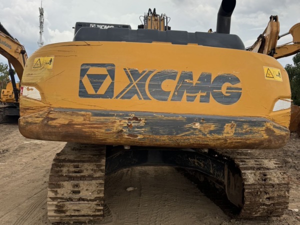 徐工XE200DA履帶式挖掘機(jī)