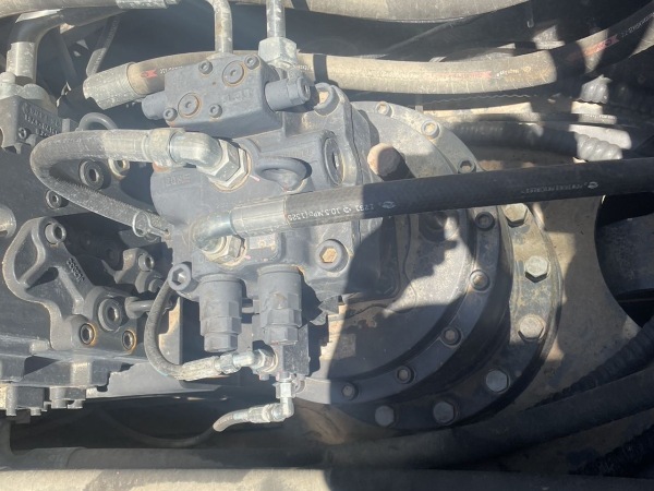 徐工XE380DK履帶式挖掘機