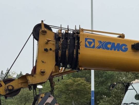 徐工QY40KC-1汽车起重机