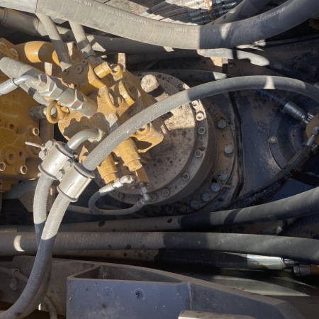 三一重工SY375H履带式挖掘机