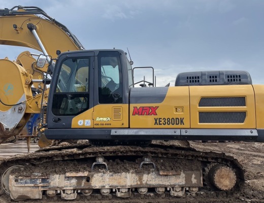 徐工XE380DK履带式挖掘机