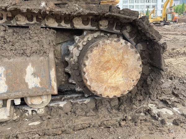 徐工XE380DK履帶式挖掘機(jī)