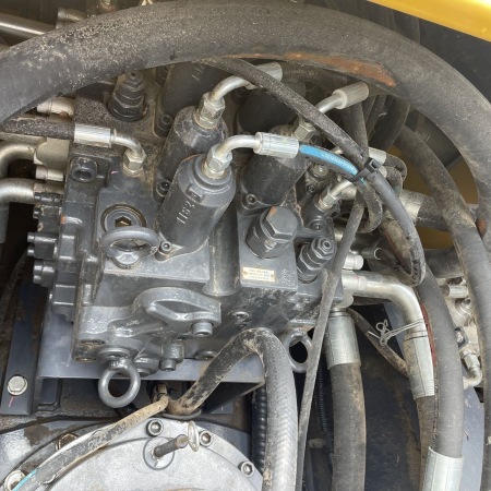 徐工XE380DK履带式挖掘机