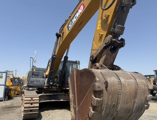 徐工XE490DK履带式挖掘机