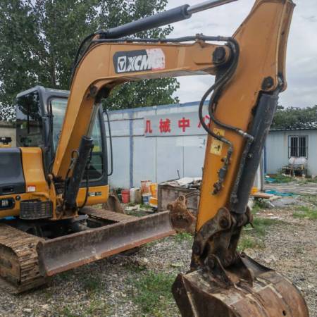 徐工XE60DA履带式挖掘机