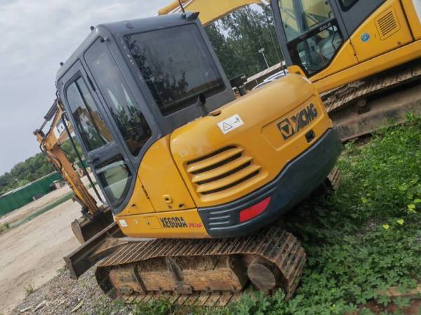 徐工XE60DA履帶式挖掘機(jī)