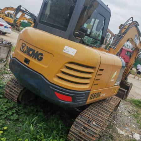 徐工XE60DA履带式挖掘机