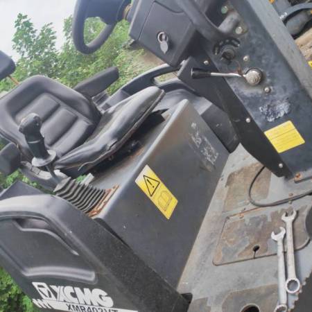 徐工XMR403VT双钢轮压路机