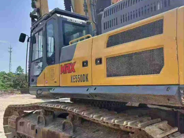 徐工XE550DK MAX履帶式挖掘機(jī)
