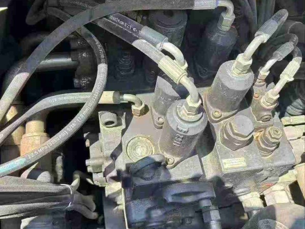 徐工XE550DK MAX履帶式挖掘機(jī)